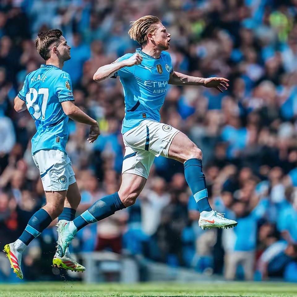 德布劳内新星大比分获胜表现突出，巴黎圣日耳曼前途光明！观众掌声雷动的简单介绍-开云体育官网