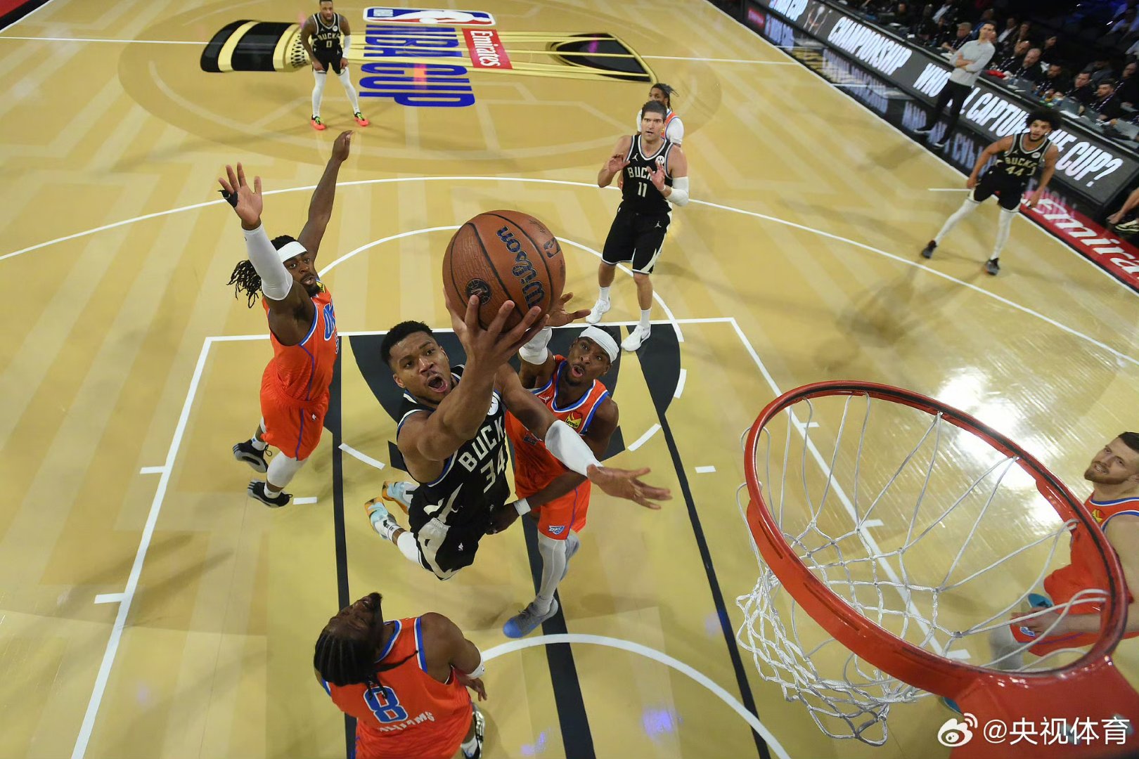 密尔沃基雄鹿关键时刻篮板制胜，志在西甲名次提升，目标明确，身体对抗强度拉满的简单介绍-开云体育下载